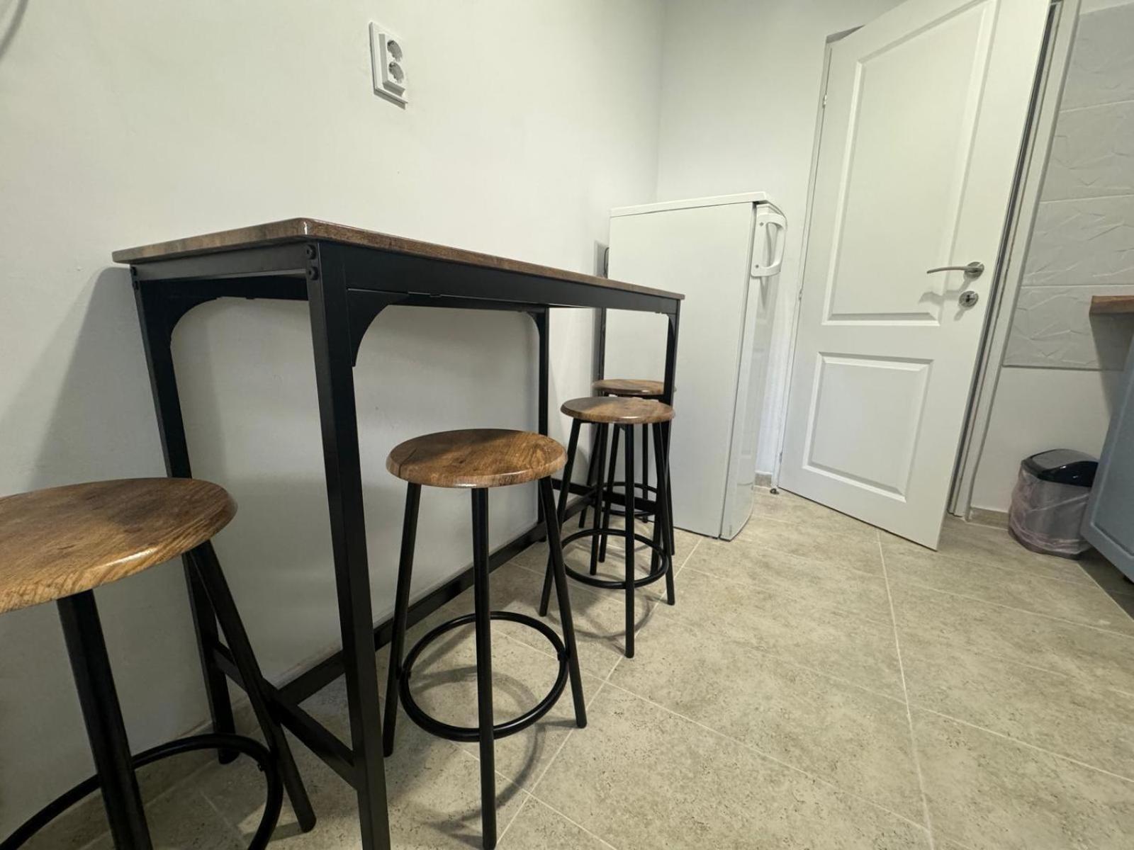 Peony Apartament Craiova Esterno foto